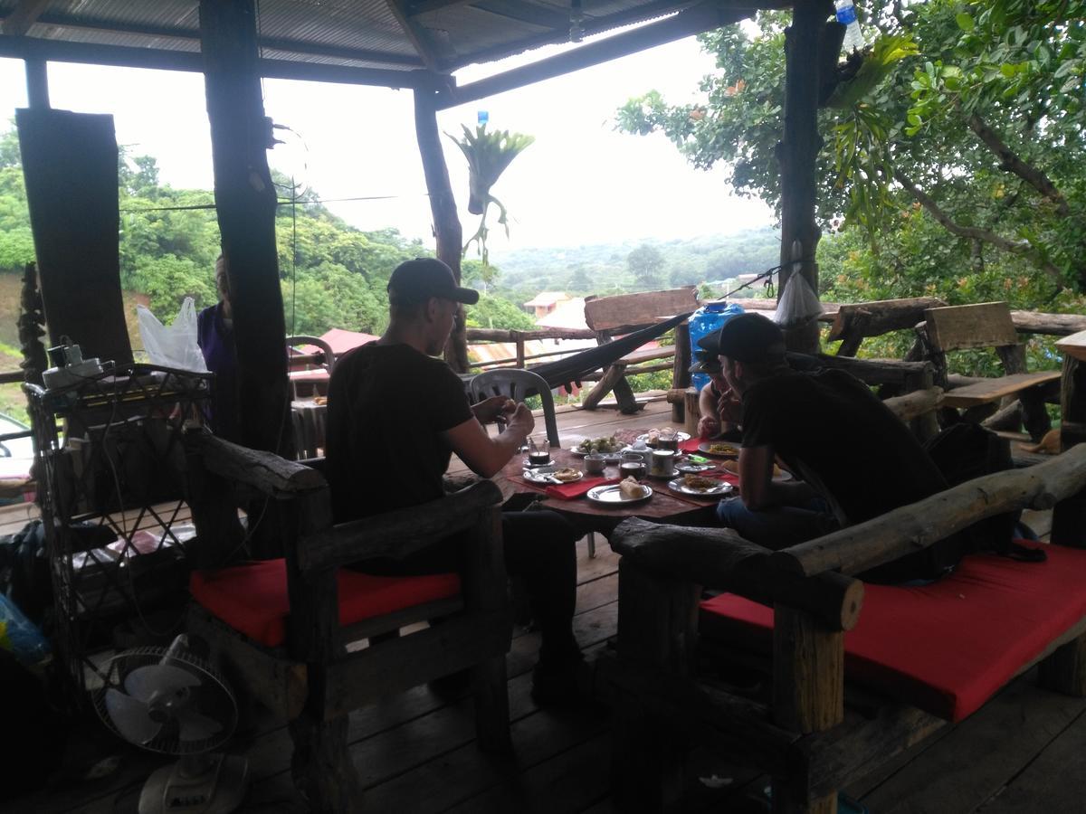 Tree Lodge Banlung Exterior photo