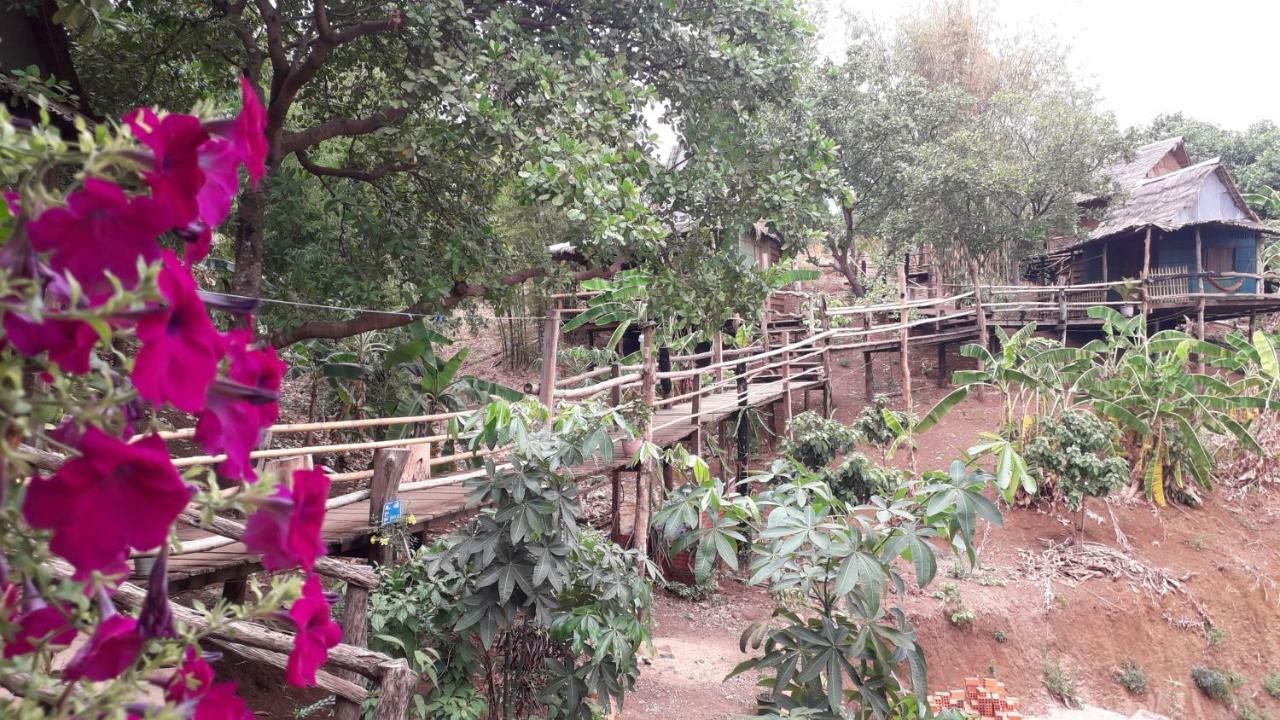 Tree Lodge Banlung Exterior photo